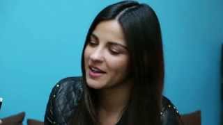 Un gallo con muchos huevos  Entrevista Maite Perroni [upl. by Sokairyk487]