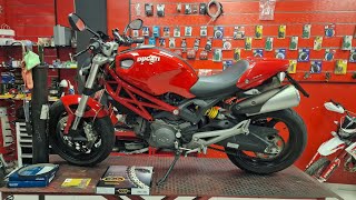 DUCATI MONSTER 696 CAMBIO DE CORREAS [upl. by Hauger]