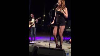 Ingrid Michaelson Hell No Des Moines 73016 Front Row [upl. by Gleeson]