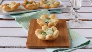 Cestini di sfoglia con zucchine e mozzarella [upl. by Eladnor927]