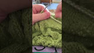 Throwing vs Flicking Knitting [upl. by Duwalt]