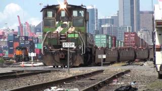 BNSF 3422 backs well cars into SIG North Yard Seattle 6142010 [upl. by Elspet]