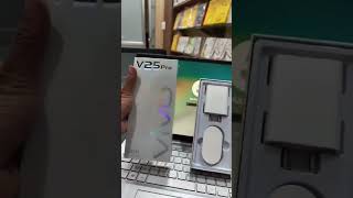 Vivo 80 watt fast charger 📱📱🎧🎧🎧💓💓 mobilecharger unboxing fastcharging [upl. by Klump]