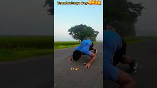 push up power of Bramacharya💪celibacy hardwork Gym fitness premananda maharaj [upl. by Mollee290]