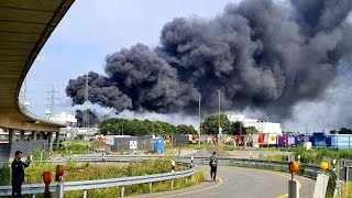 Explosion im Chemiepark Leverkusen 2 Tote viele Verletzte viele Fragen [upl. by Sellers]