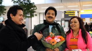 UDIT amp Deepa Narayan Jha with Raju Tamu at Amsterdam Schiphol Airport  Welcoming by Mozgar Team [upl. by Yrome333]