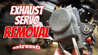 HowTo  Exhaust Servo Removal  Suzuki GSXS750 [upl. by Ghassan710]