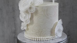 My Top Tips for Buttercream Stenciling [upl. by Ardnayek16]