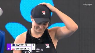 ASHLEIGH BARTY NOT HAPPY WITH IGA SWIATEK TALKING TO COACH  2022 [upl. by Eutnoj]