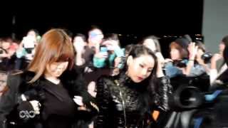 fancam131122 2NE1 MAMA in HKRed Carpet [upl. by Estel]