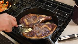 Reverse searing steak in my CastIron Skillet [upl. by Neelsaj]