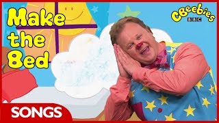 CBeebies  Something Special  Mr Tumbles Make the Bed Song [upl. by Notlim]