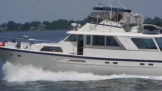 Hatteras 53 at 19 knots [upl. by Wack]