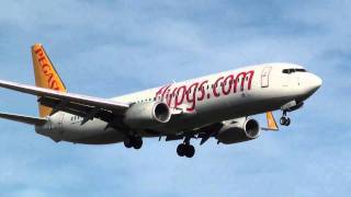 Pegasus Airlines 737800 TCACP landing at St Etienne Bouthéon EBULFMH [upl. by Gnen]