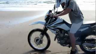 Primera vez en moto  First time on a motorcycle  Honda XR 250 Tornado [upl. by Cerellia]