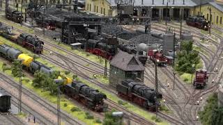 RIESIGE Modellbahnanlage im Maßstab 187  Ein Meisterwerk des Modellbau Eisenbahnclubs Werkstatt 87 [upl. by Pepe]