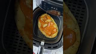 Okay  Pizza tikka masala in de airfryer [upl. by Spillar]