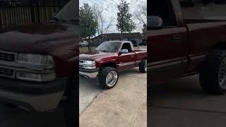 2000 single cab Silverado 45 lift on 22x12 American force wheels ￼ Concaved￼ [upl. by Hamfurd838]