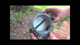 HOW TO CLEAN THROTTLE BODY 9599 57L Vortec [upl. by Shlomo]