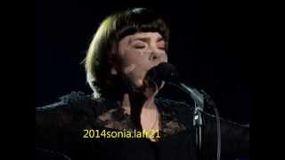 mireille mathieu lyon 07 11 2014 [upl. by Roseanne]