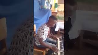 Umukiza yatutuvukiye by Tunezerwe Repetition yindirimbo za noheli irarimbanyije [upl. by Bland]