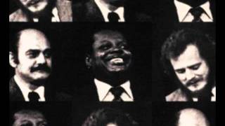 Oscar Peterson  Chicago Blues [upl. by Bev]