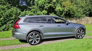 Volvo V60 Cross Country B5 [upl. by Diamante]