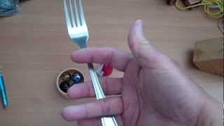 Using spoons and forks as tongs to serve food Moviewmv [upl. by Narba]