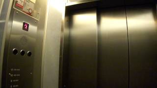 Old modernized mod by HF Advice Traction ElevatorsLifts at Park Inn by Radisson Stockholm [upl. by Anifur]