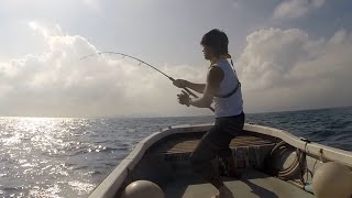 【石垣島での釣り】GTのつもりがスマガツオ。しかもスレがかり（笑） Fishing at Ishigaki Island JAPAN [upl. by Jannery]