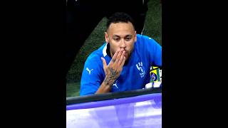 Neymar sends a kiss to his daughter Mavi [upl. by Blankenship]