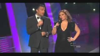 Jaime Camil y Angélica Vale casi se besan en Premio Lo Nuestro 2011 [upl. by Kuhlman]