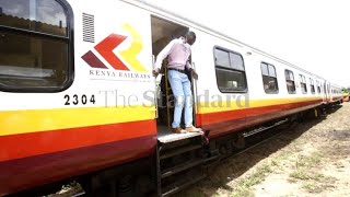 Kenyans express gratitude to Kenya railways for introducing the NairobiKisumu safari train [upl. by Kirenoj305]