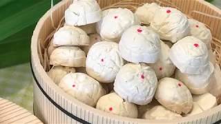 Kuih Bangkit  Coconut Milk Cookies  番婆饼薯粉饼  CNY cookies  过年饼  传统年饼 [upl. by Lewan664]