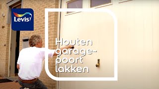 Houten garagepoort verven stappenplan  Levis [upl. by Helsie]