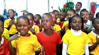 MELLISA MARIAM PP2 GRADUATION IN JOYLAND SCHOOL GITHURAI 44 [upl. by Ezana]