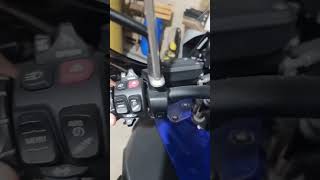 Como configurar comando joystick Moto GS BMW controlar GPS Motorrad 6 [upl. by Capwell]