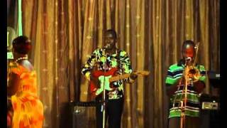 Martinson Larbi  Medo Wo Live [upl. by Arodoet]