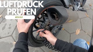 Reifenluftdruck prüfen🏍️ [upl. by Nollek]