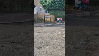 When AI fails DPD delivery robot doesnt know where to go [upl. by Haelem]