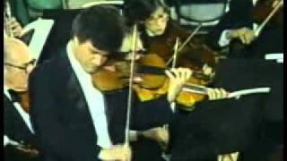 Pinchas Zukerman Plays Beethovens Violin Concerto [upl. by Shiller]