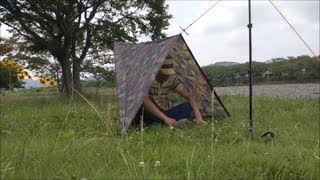 ポンチョで作るミニシェルター＆小枝を自在にする方法 Poncho Shelter set up  Tips Guyline tensioner by Twigs [upl. by Anitel]