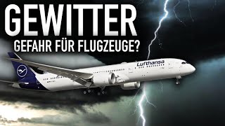 Wie gefährlich ist Fliegen bei Gewitter AeroNews [upl. by Ultun10]