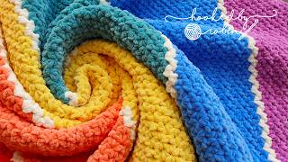 QUICK amp EASY Crochet Blanket 🧶 ONE ROW REPEAT 🤩 [upl. by Gentilis]