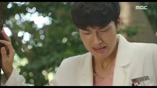 Hospital Ship병원선ep1920InSik rescues emergency patients and sheds tears of emotion20170928 [upl. by Nabois]