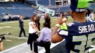 Seattle Seahawks DB DeShawn Shead proposes to his girlfriend at the 50 yard line [upl. by Ireg]