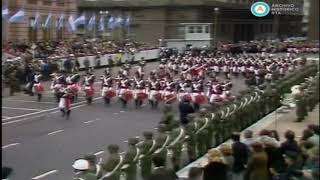 Marcha Militar Argentina El Uno Grande con Desfile [upl. by Lekzehcey937]