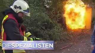 Rettung in letzter Minute Mädchen im brennenden Container eingesperrt  Die Spezialisten  SAT1 TV [upl. by Val]