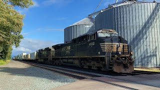 Norfolk Southern Westbound Intermodal Wawaka Indiana [upl. by Benji]