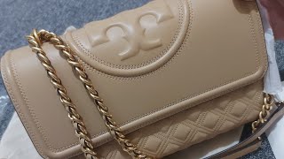 Tory burch Fleming medium convertible shoulder bag review [upl. by Fevre]